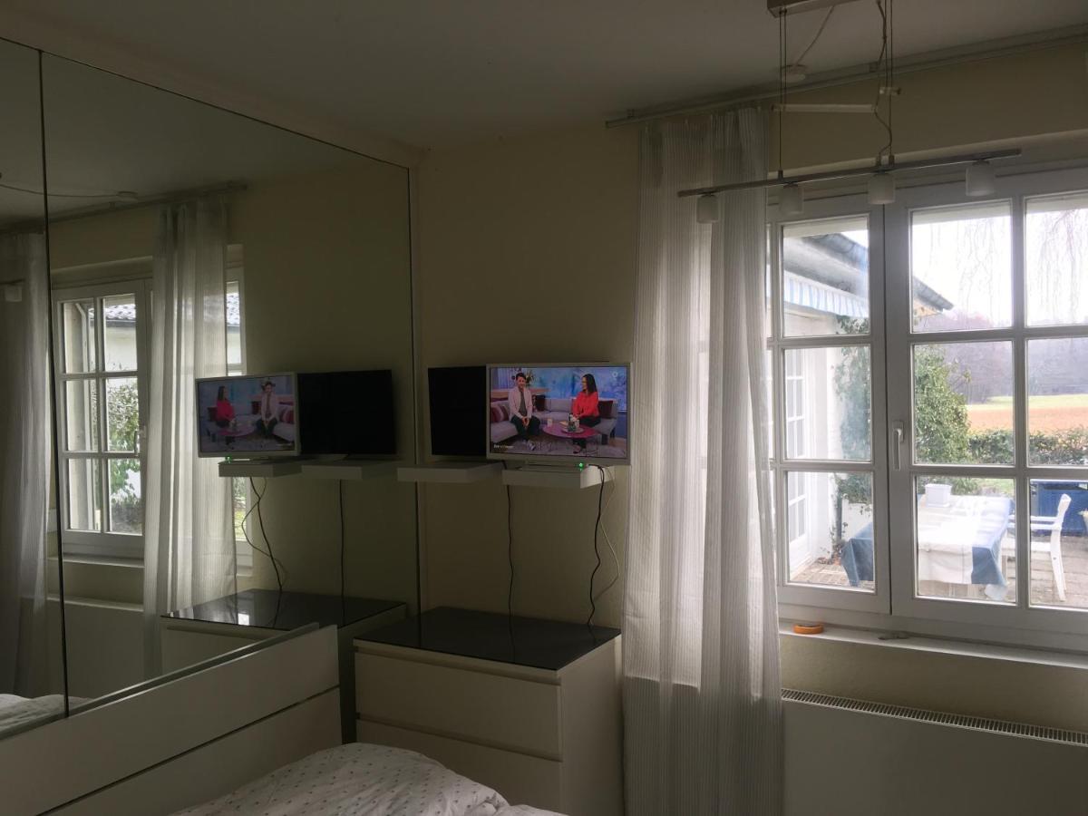 Budget-Unterkunft Im Wunderschonen Haus Mit Herrlichem Panoramablick Luneburg Bagian luar foto