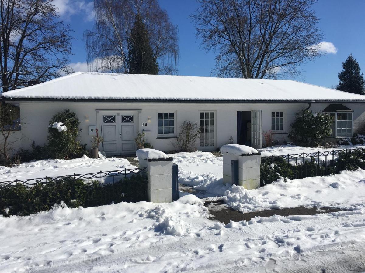 Budget-Unterkunft Im Wunderschonen Haus Mit Herrlichem Panoramablick Luneburg Bagian luar foto