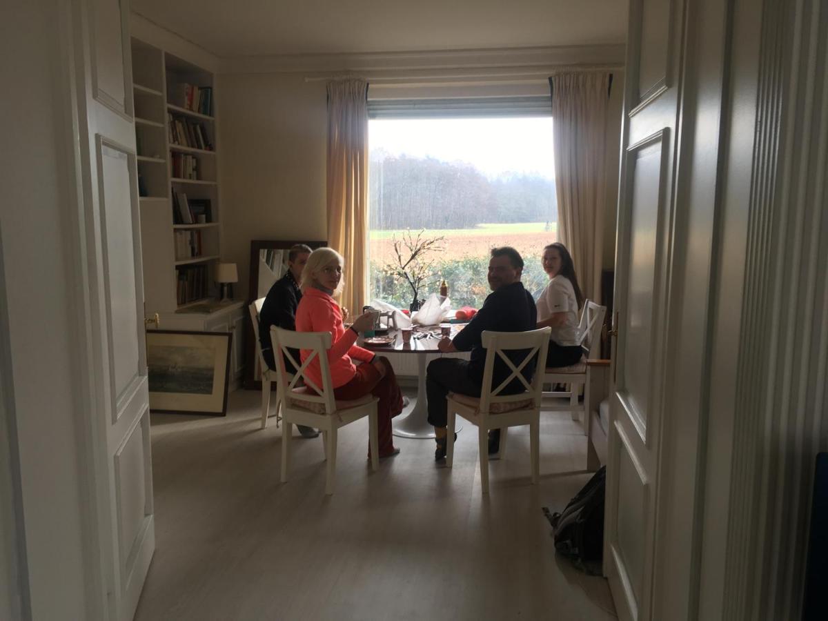 Budget-Unterkunft Im Wunderschonen Haus Mit Herrlichem Panoramablick Luneburg Bagian luar foto